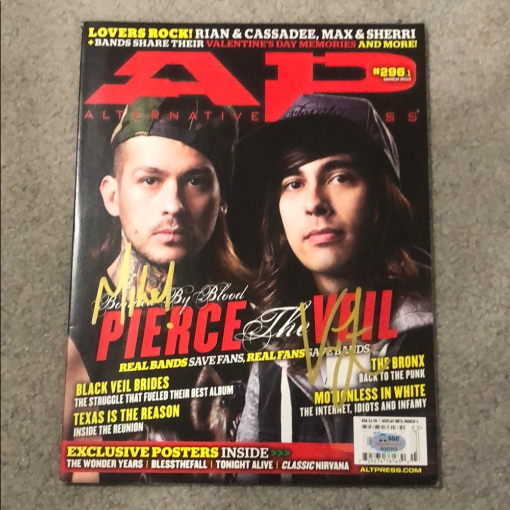 Pierce the veil signed magazine